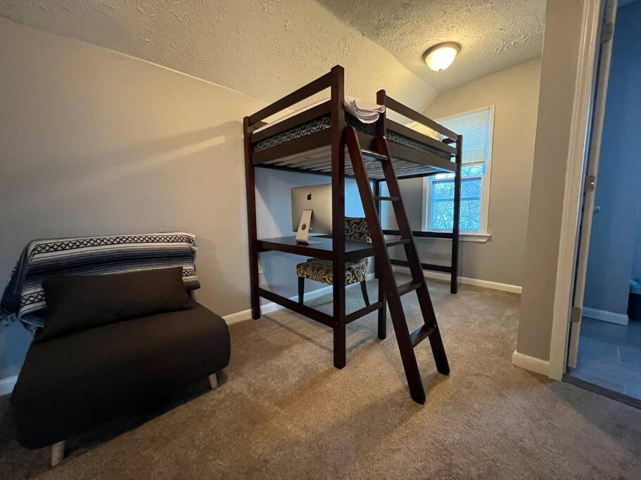**Stylish Pet Friendly 3 Bedroom House** Cleveland Exterior foto